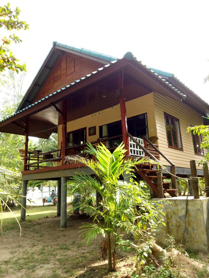 Baan Moonchan House